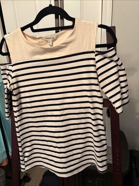 Monteau Cream and Black Striped Cold-Shoulder Jersey